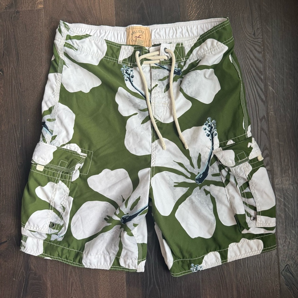 Hollister Y2K cargo board shorts